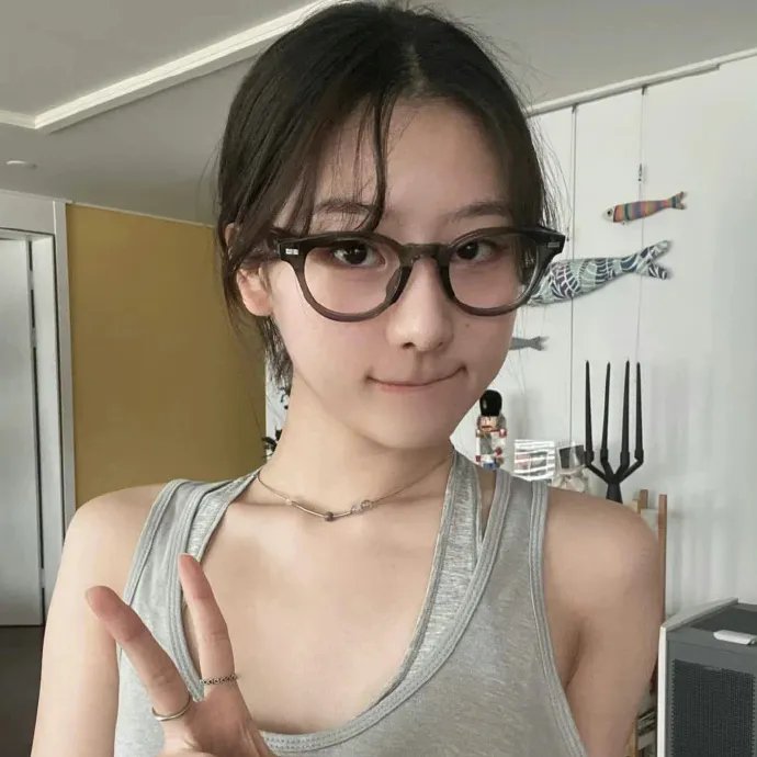 格雷戈里的女友